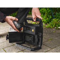 LEDVANCE WORKLIGHT - Bosch Power for All Alliance - BATTERY Outdoor Baustrahler inkl. Powerbank, 18V, 45W, 6500K Click-DIM-LEDVANCE Shop LEDVANCE WORKLIGHT - Bosch Power for All Alliance - BATTERY Outdoor Baustrahler inkl. Powerbank, 18V, 45W, 6500K Click-DIM-LEDVANCE Shop