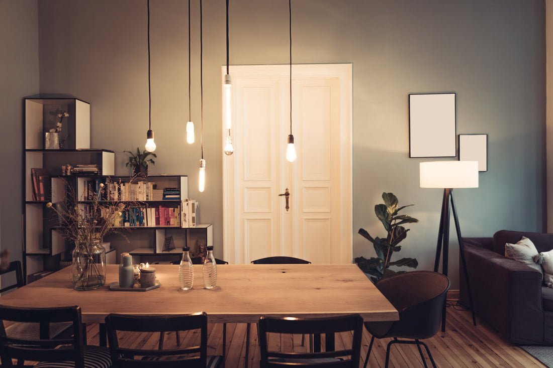 Die Kunst der Wohnzimmerbeleuchtung: Gemütlich, smart und energiesparend