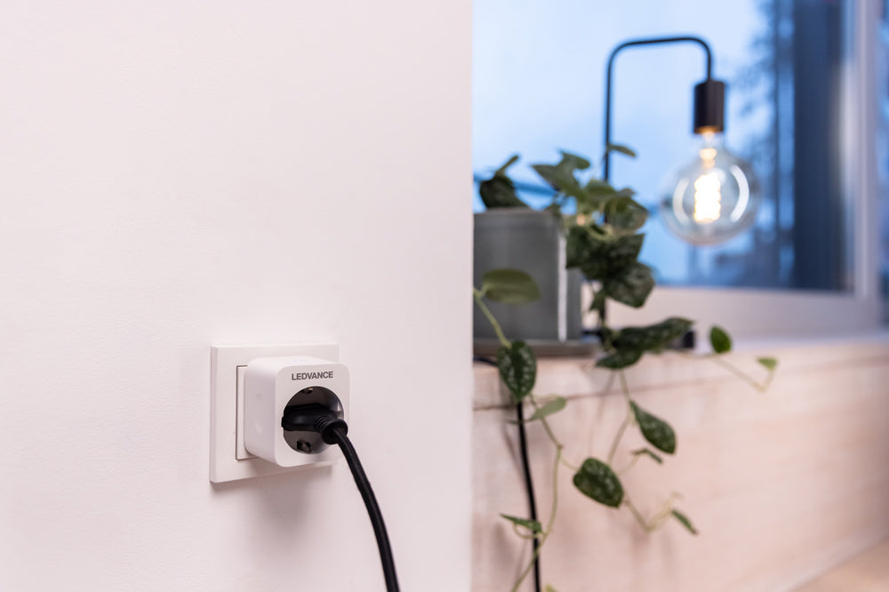 LEDVANCE Wifi SMART+ Multipower Set 3er Plug Steckdosenleiste und SMART+ Plug für Innen-Steckdosen-LEDVANCE Shop