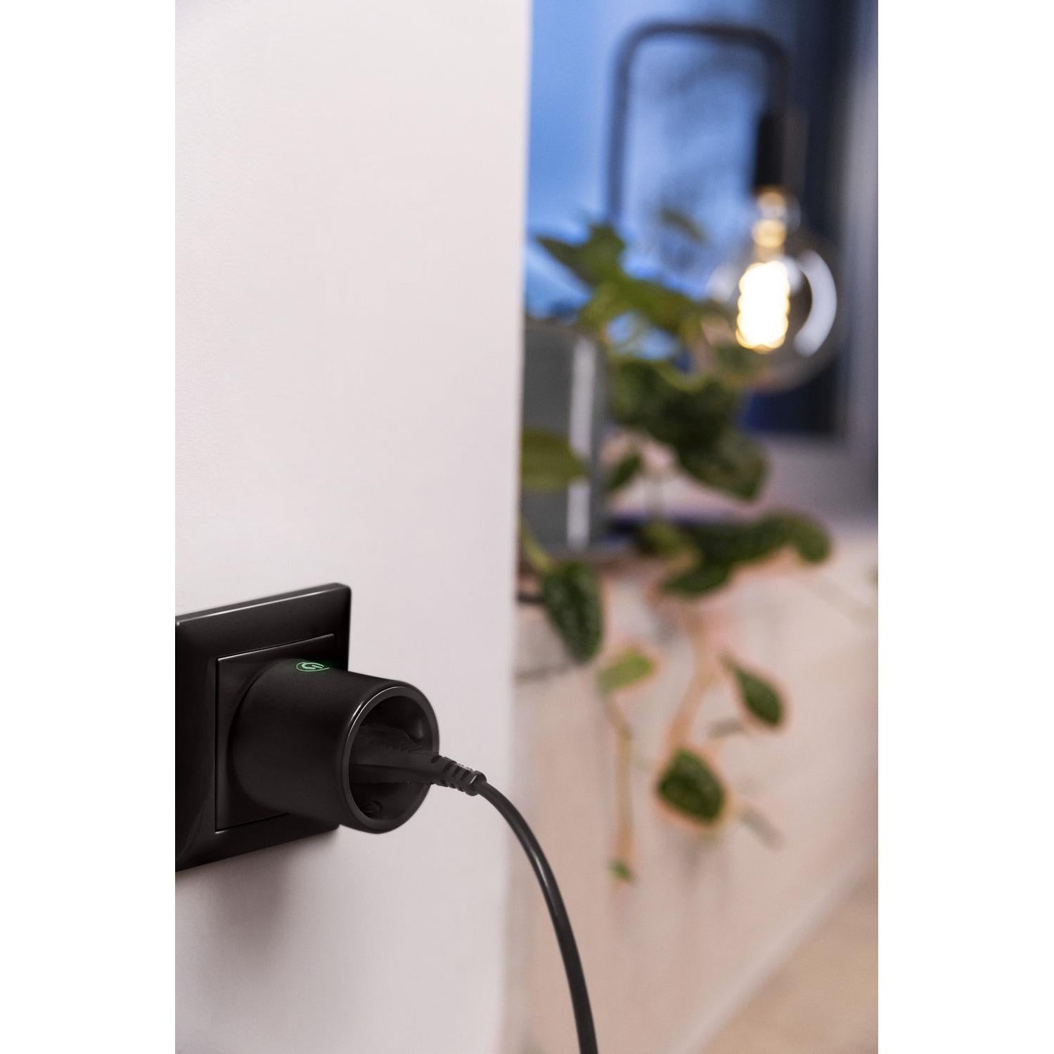 LEDVANCE Matter SMART+ Plug smarte indoor Steckdose, schwarz