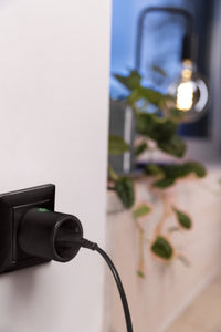 LEDVANCE Matter SMART+ Plug smarte indoor Steckdose, schwarz